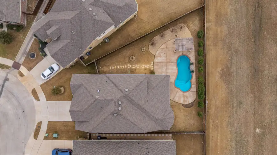 3412 Weyburn Drive, Mansfield, TX 76084 - Image #2