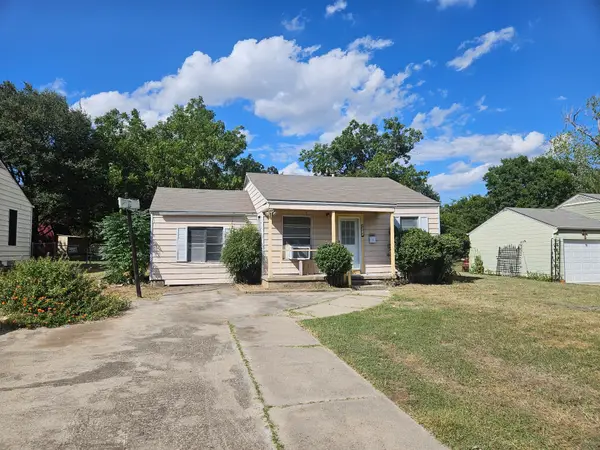 4313 Conkling Avenue, Haltom City, TX 76117