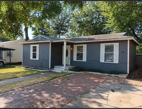 231 Elm Street, Hurst, TX 76053