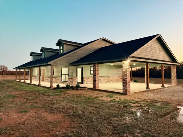 175 Flint Lane, Chico, TX 76431