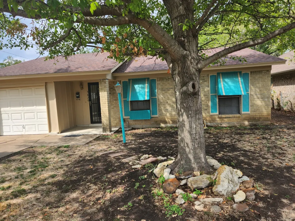 5820 Blackmore Avenue, Fort Worth, TX 76107 - Image #1