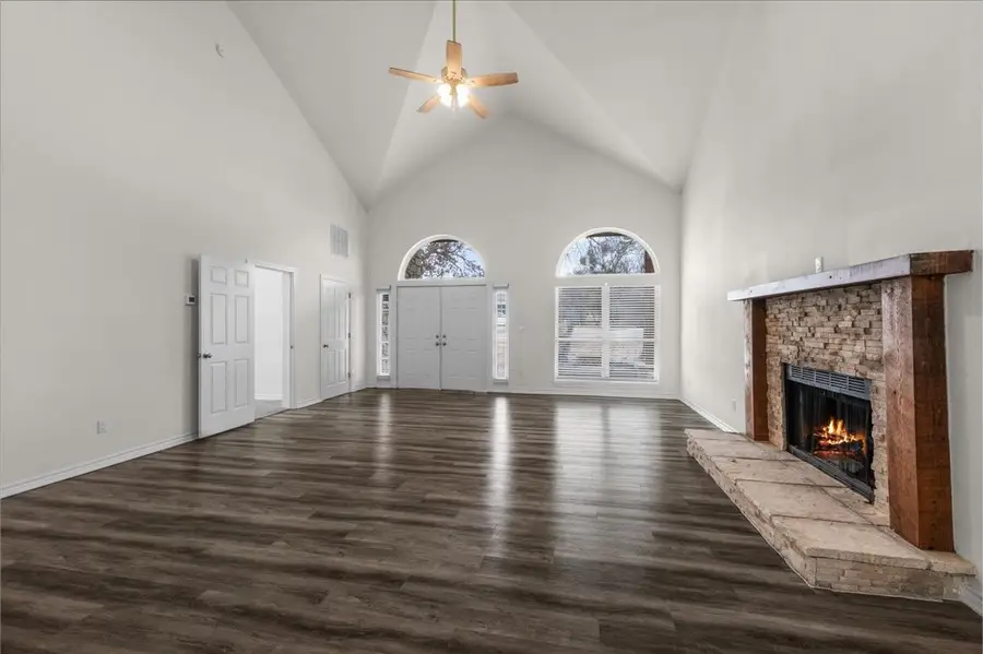 4017 Marana Drive, Granbury, TX 76048 - Image #3