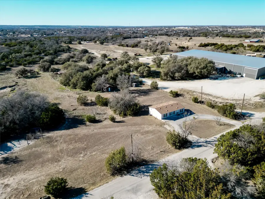 3233 Deer Path Lane, Weatherford, TX 76085 - Image #3