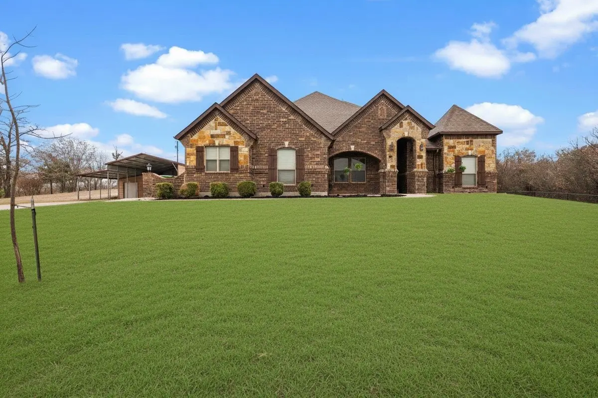 110 Bolivar Drive, Weatherford, TX 76085 - Image #1