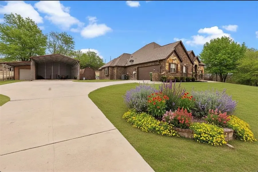110 Bolivar Drive, Weatherford, TX 76085 - Image #2