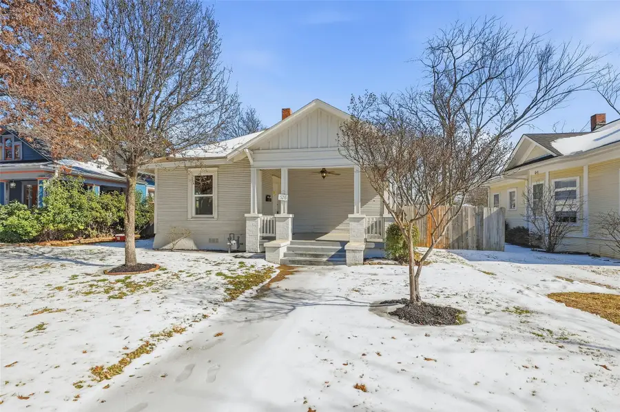 526 S Clinton Avenue, Dallas, TX 75208 - #3