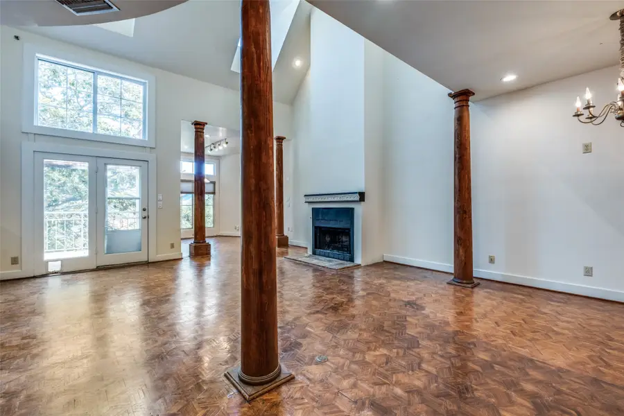 905 Liberty Street, Dallas, TX 75204 - Image #2