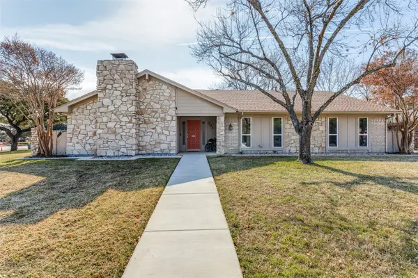 201 Hillview Drive, Hurst, TX 76054
