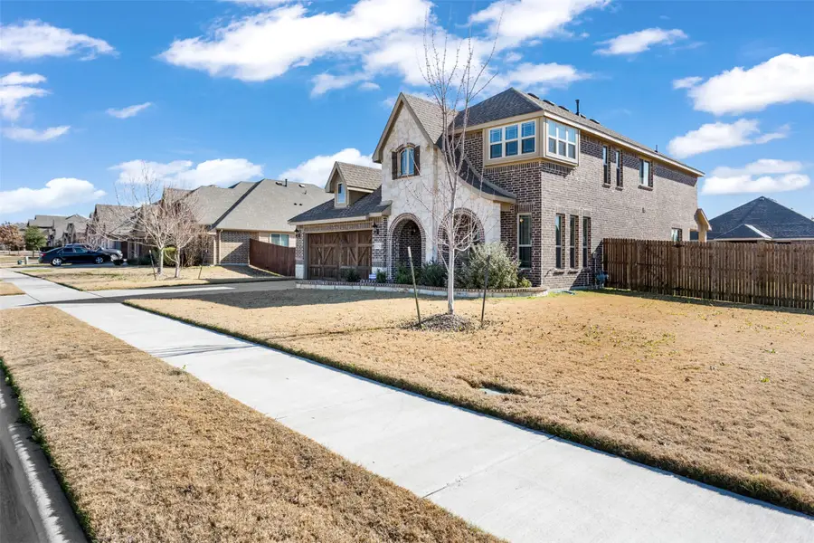 1156 Richard Pittmon Lane, Desoto, TX 75115 - Image #2