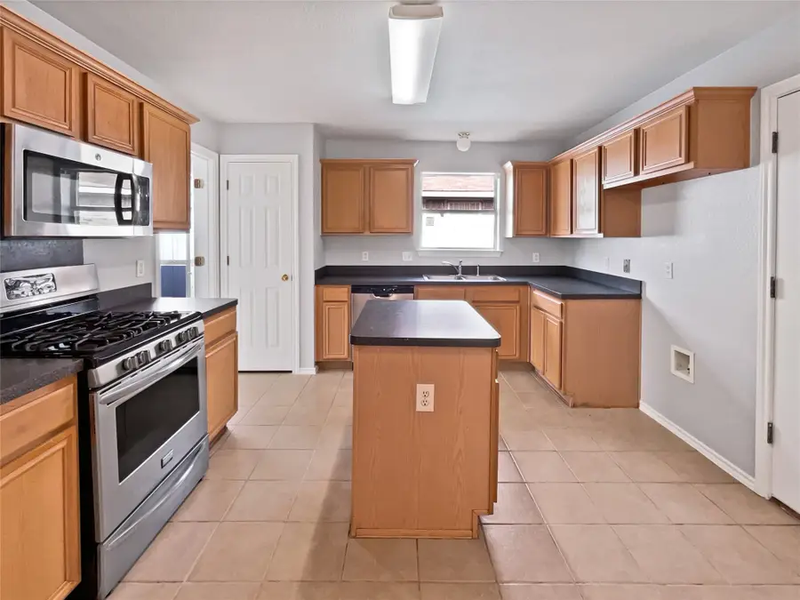 1506 Pintail Court, Desoto, TX 75115 - Image #2