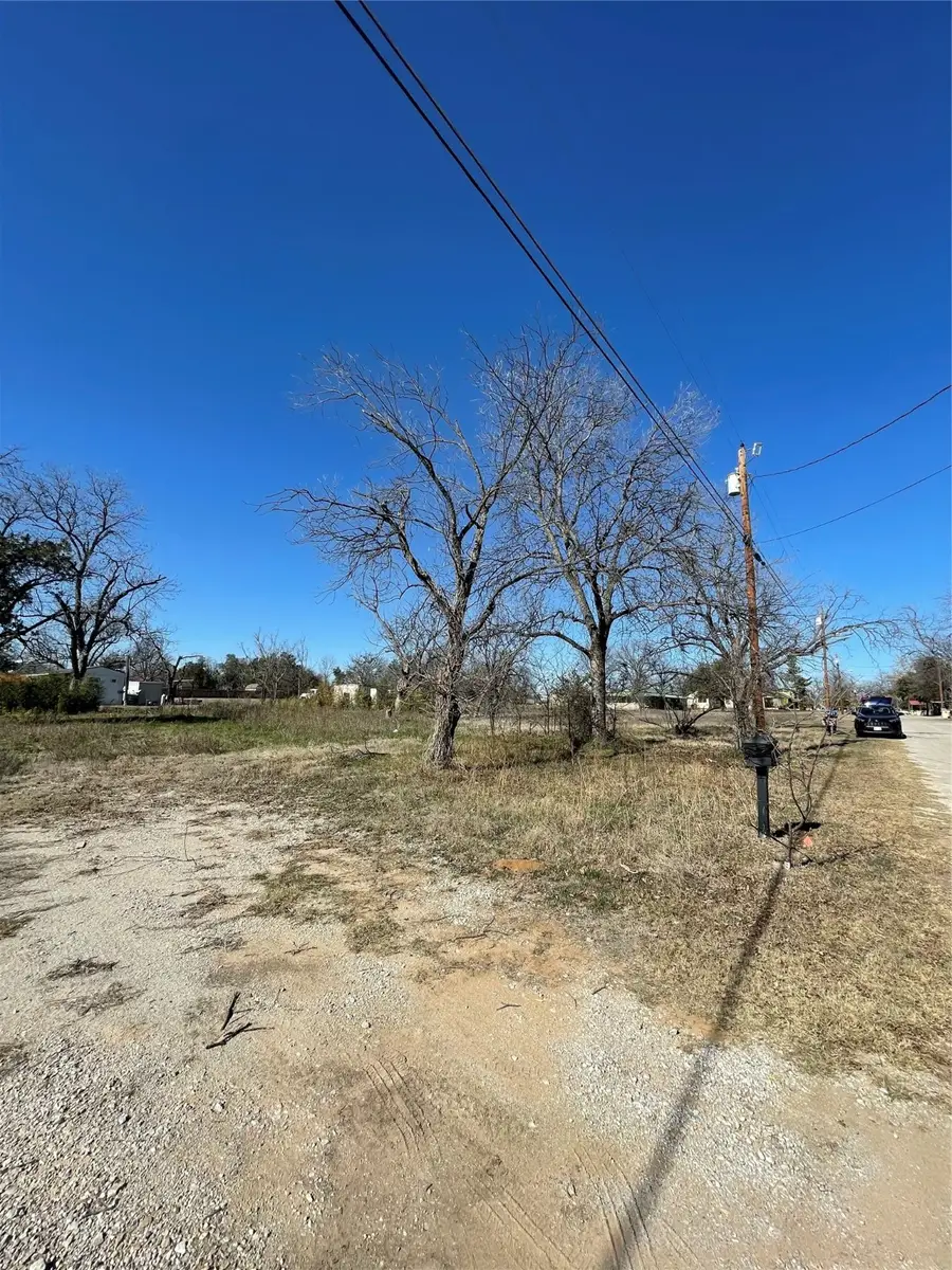 300 Starkey Street, Bangs, TX 76823 - Image #2