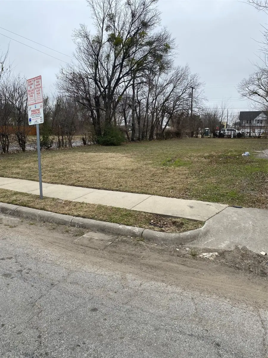 2429 Meyers Street, Dallas, TX 75215 - Image #2