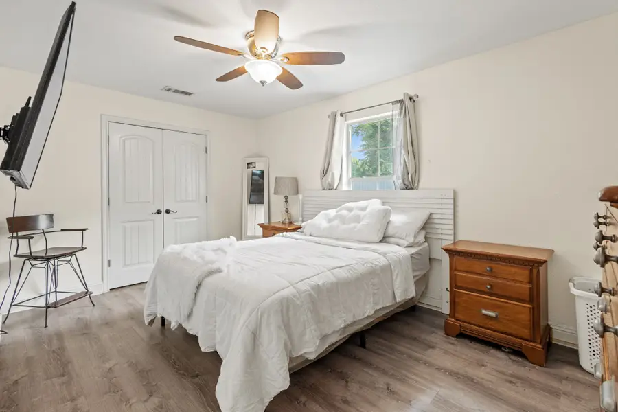 5643 Churchill Avenue, Dallas, TX 75227 - Image #3