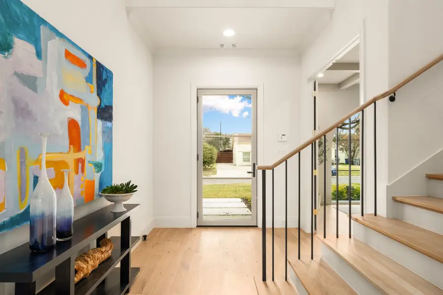 6723 Kenwell Street, Dallas, TX 75209 - Image #3