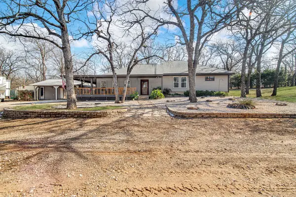 2521 Timber Road, Burleson, TX 76028