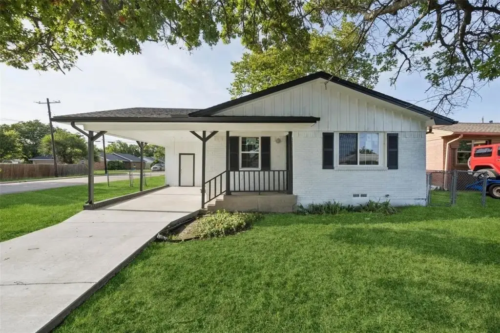 300 E Hazelwood Street, Princeton, TX 75407 - Image #1