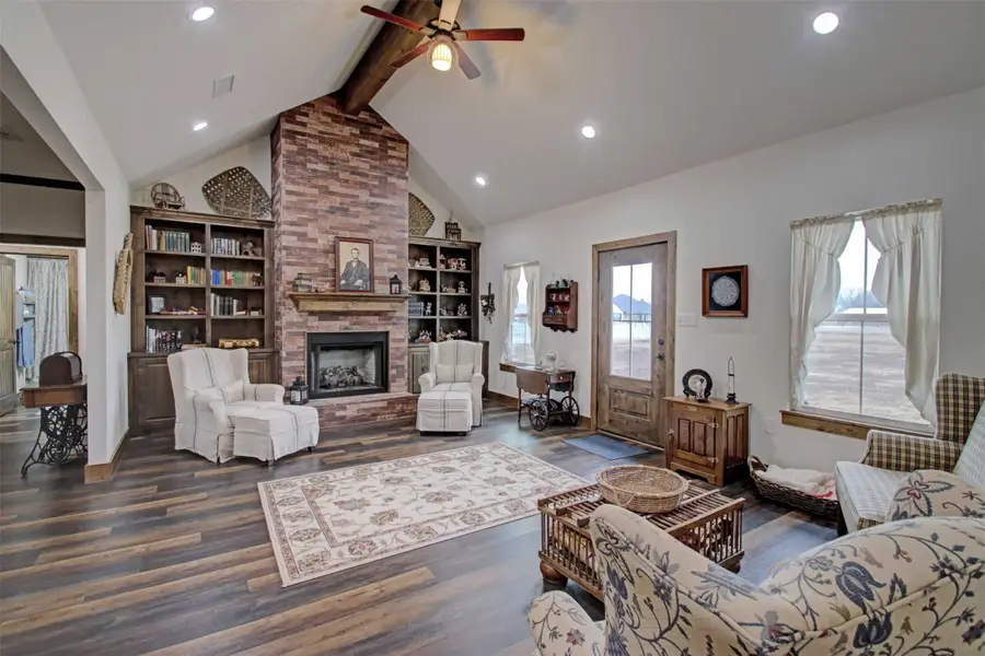 6031 County Road 401, Grandview, TX 76050 - Image #3