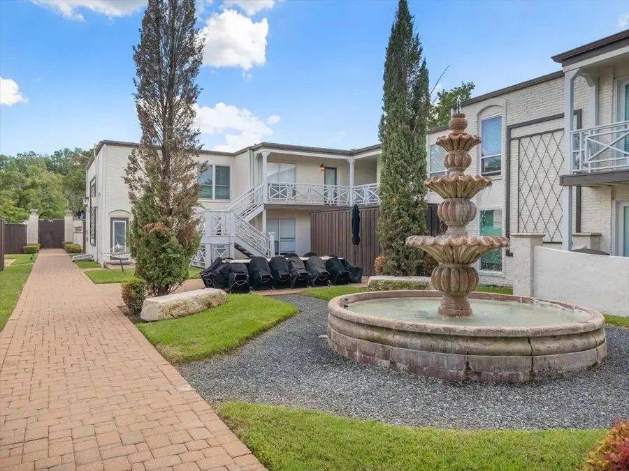 5915 E University Boulevard #112, Dallas, TX 75206 - Image #2