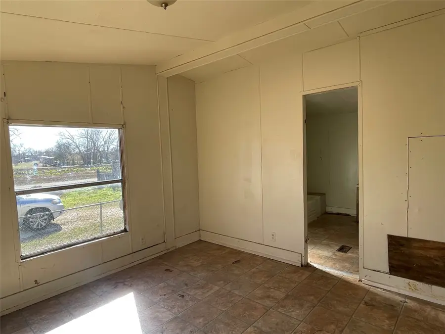 1520 Old Dallas Road, Bellmead, TX 76705 - Image #3