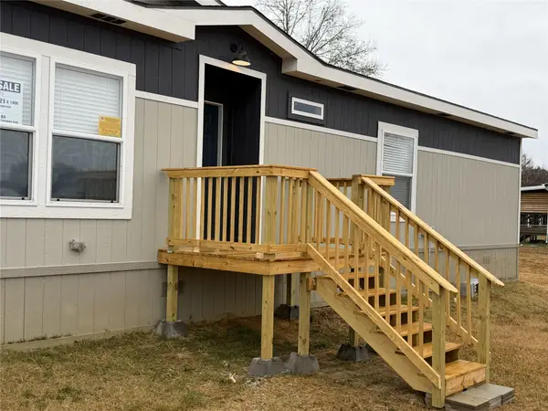 20733 Joe Paul Ln, Chandler, TX 75758