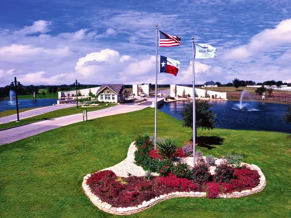 2078 Vista Court, Whitney, TX 76692