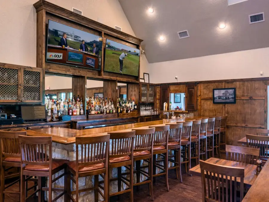 16033 Faircrest Drive, Whitney, TX 76692 - Image #3