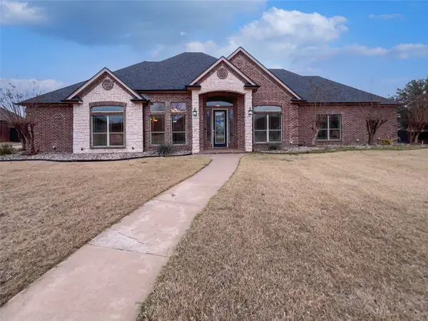 8631 Glenmoray Drive, Red Oak, TX 75154