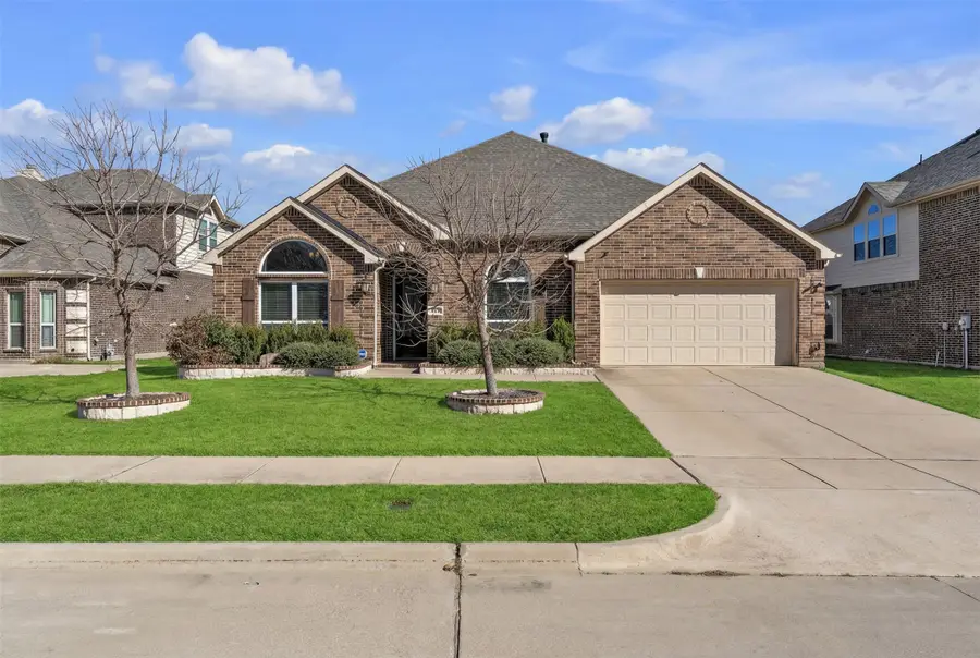 900 Netherfield Parkway, Mansfield, TX 76063 - Image #2