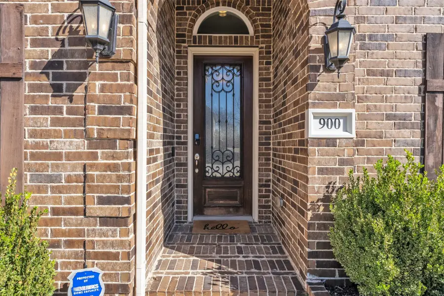 900 Netherfield Parkway, Mansfield, TX 76063 - Image #3