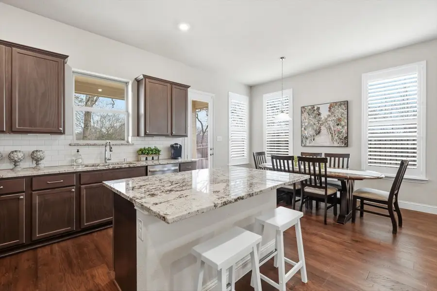 315 Faith Drive, Euless, TX 76039 - Image #3