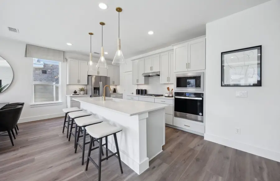 8705 Leafy Lane, Justin, TX 76247 - Image #2