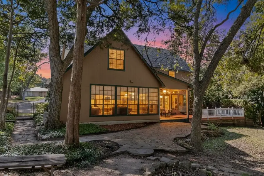 277 Creekwood Drive, Lancaster, TX 75146 - Image #3