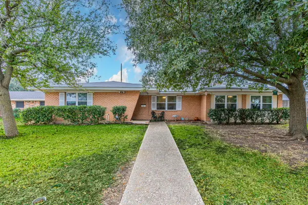 1704 Mountainview Drive, Waco, TX 76710