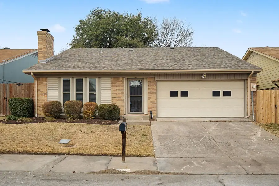 2217 Benbrook Drive, Carrollton, TX 75007 - Image #3