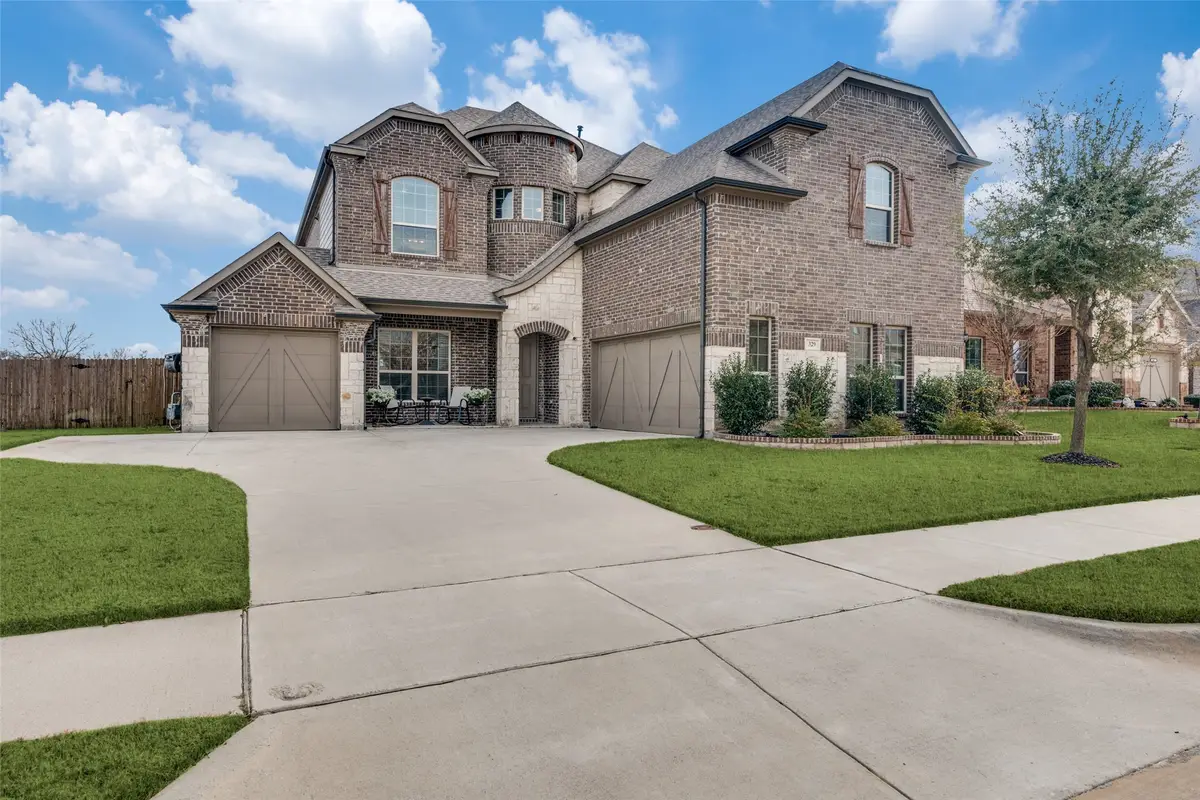 329 Valentino Way, Grand Prairie, TX 75052 - Image #1