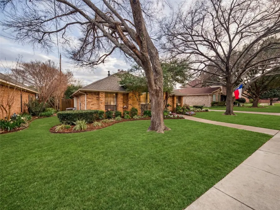 308 Rolling Oak Drive, Murphy, TX 75094 - Image #3