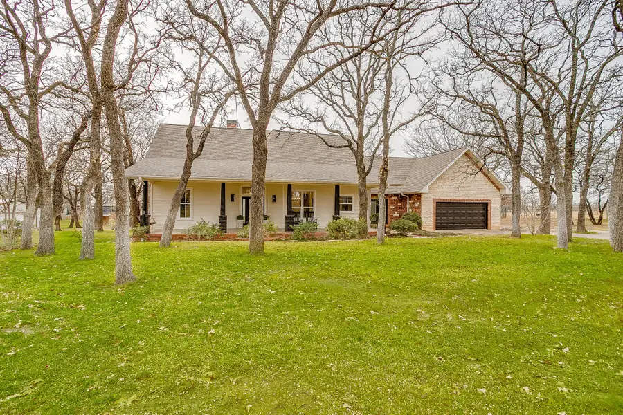 1114 Briarwood Street, Weatherford, TX 76087 - Image #2