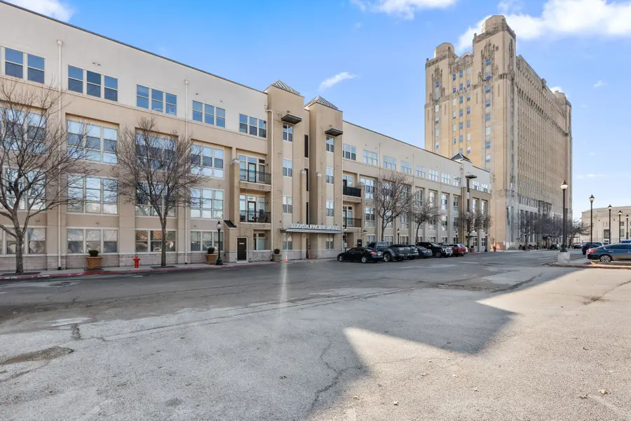 201 W Lancaster Avenue #206, Fort Worth, TX 76102 - Image #2