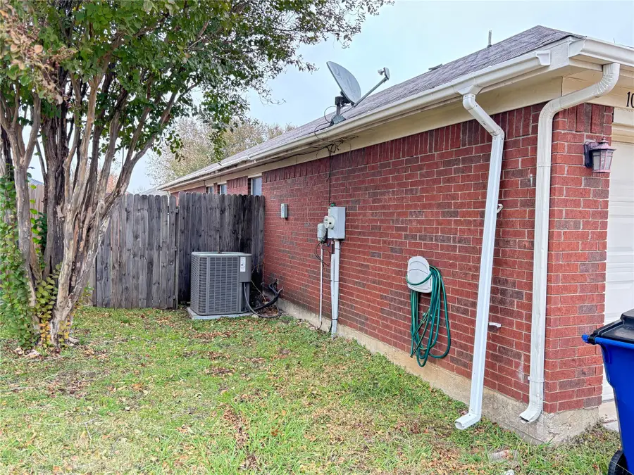 1000 Caleb Street, Burleson, TX 76028 - Image #3