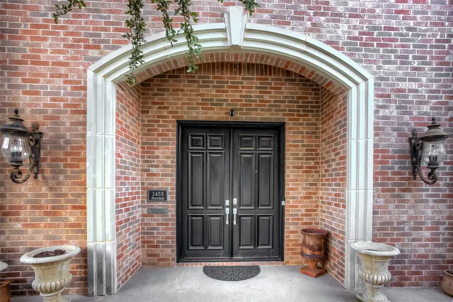 2455 Halloran Street, Fort Worth, TX 76107 - Image #2