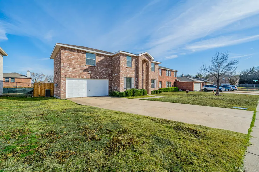 929 Brooks Drive, Cedar Hill, TX 75104 - Image #3
