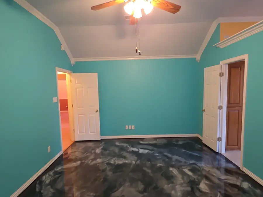 802 Justin Court, Keene, TX 76059 - Image #3