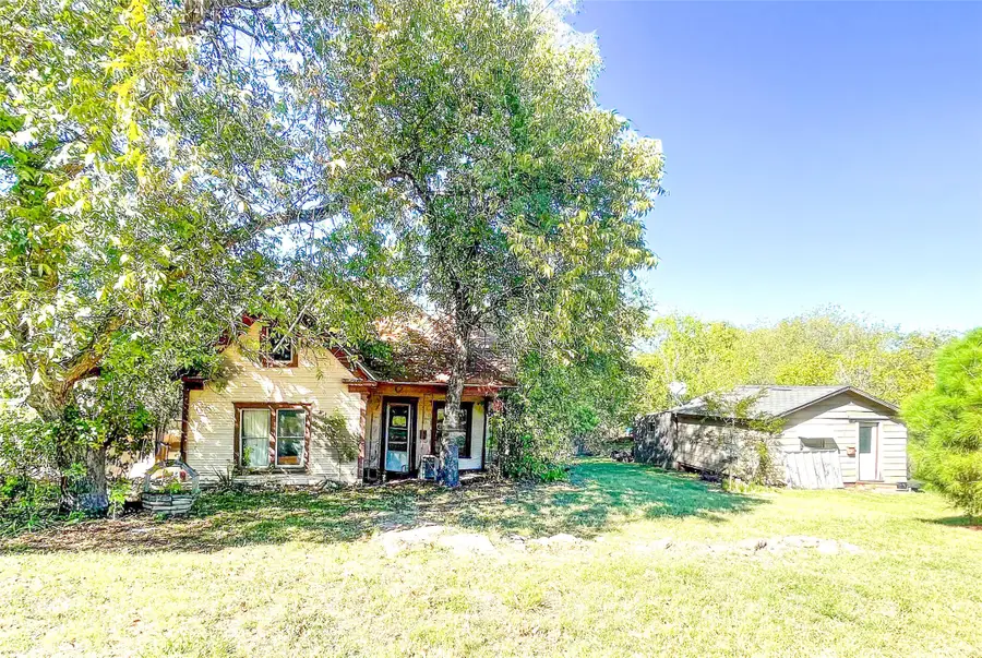 306 W 3rd Street, Cisco, TX 76437 - Image #2