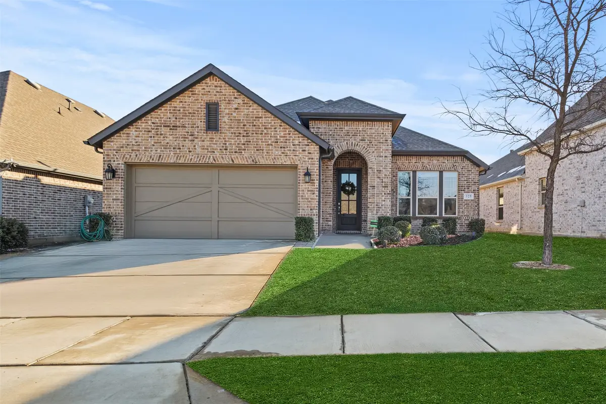 325 Foxthorne Way, Little Elm, TX 75068 - #1