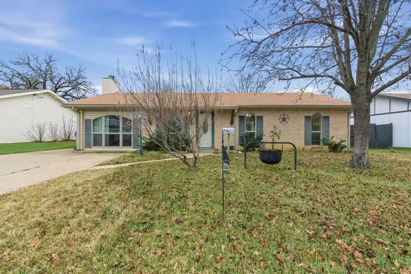 1224 Ashwood Drive, Lewisville, TX 75067