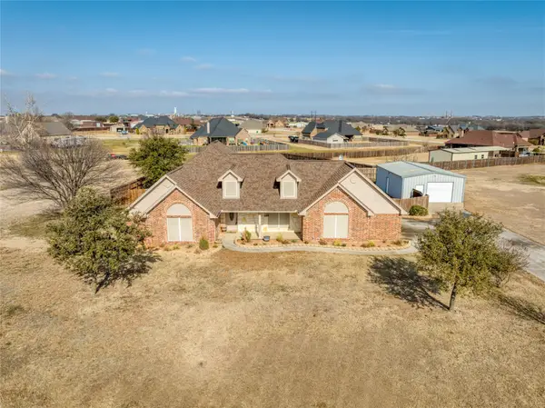 257 Reatta Drive, Decatur, TX 76234