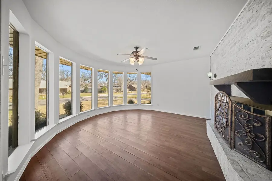 203 Oak Forest Trail, Euless, TX 76039 - #3