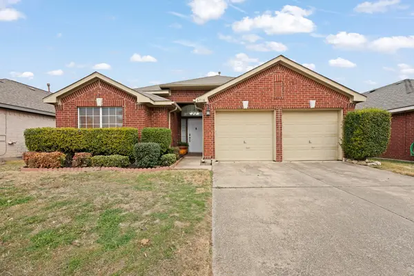 6716 Stockton Drive, Fort Worth, TX 76132