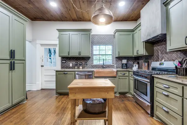 705 S Glasgow Drive, Dallas, TX 75223