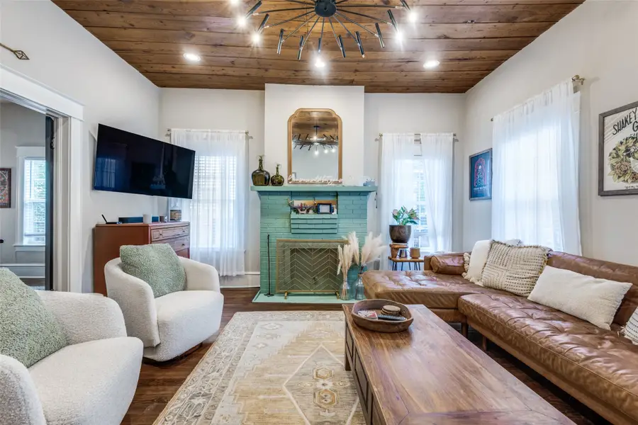 705 S Glasgow Drive, Dallas, TX 75223 - Image #3